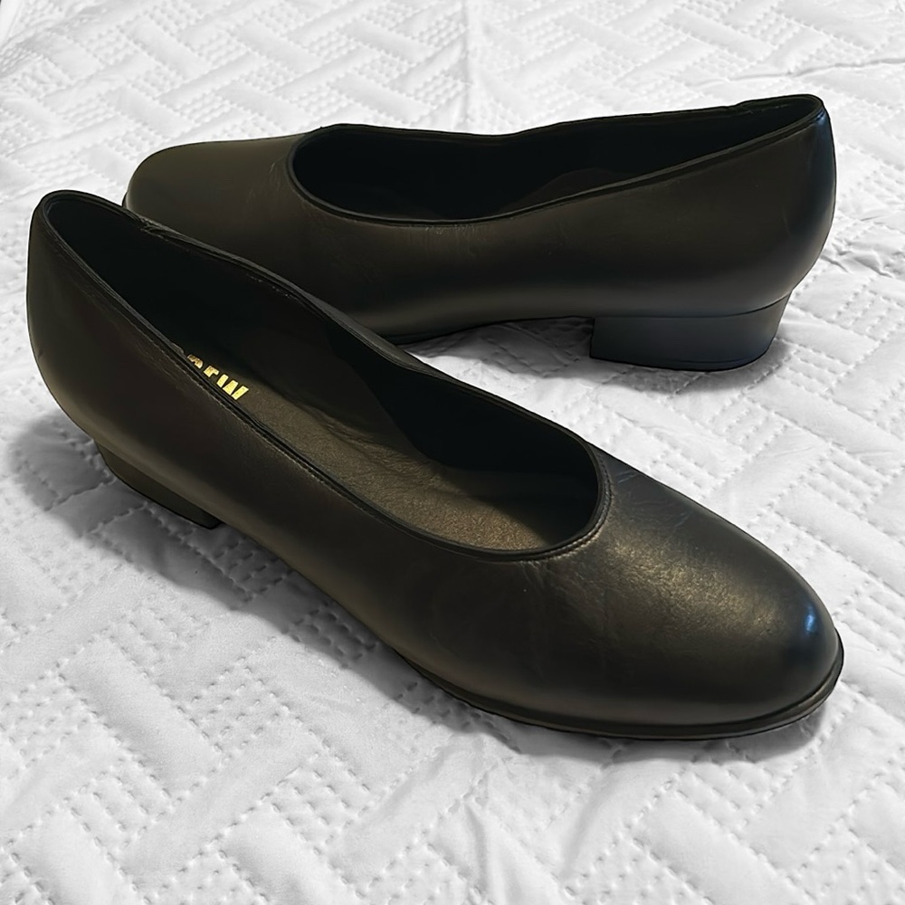 Drew Leather Pump w/ Foot-Saver Outsole - Picture 4 of 15